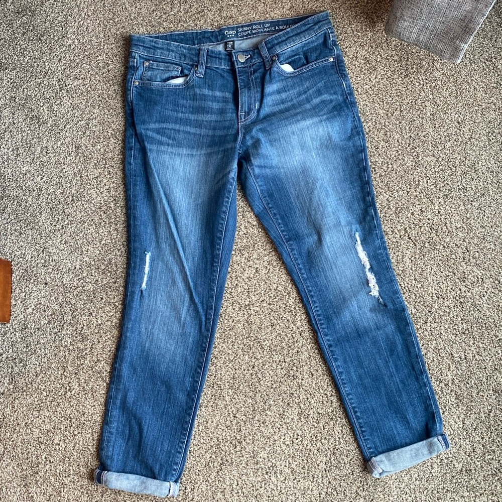 Gap Skinny roll up size 6!